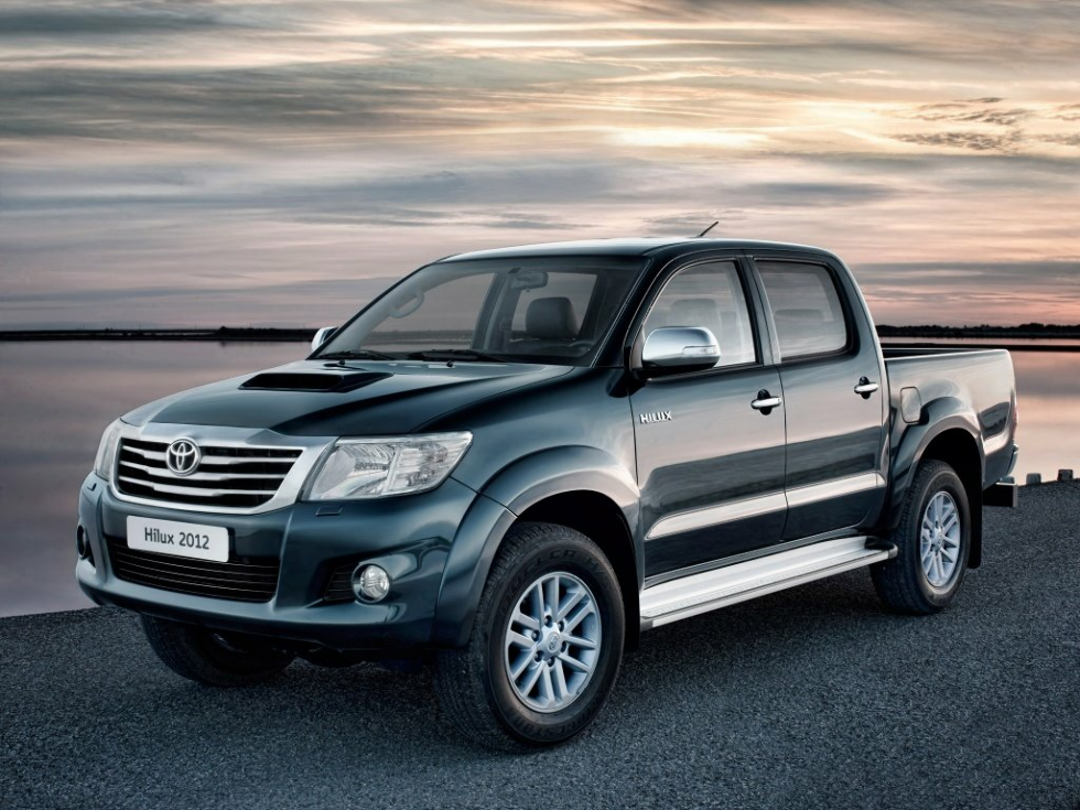 Коврики текстильные "Стандарт" для Toyota Hilux Pick Up (пикап / AN120) 2015 - Н.В., черные, 5шт.